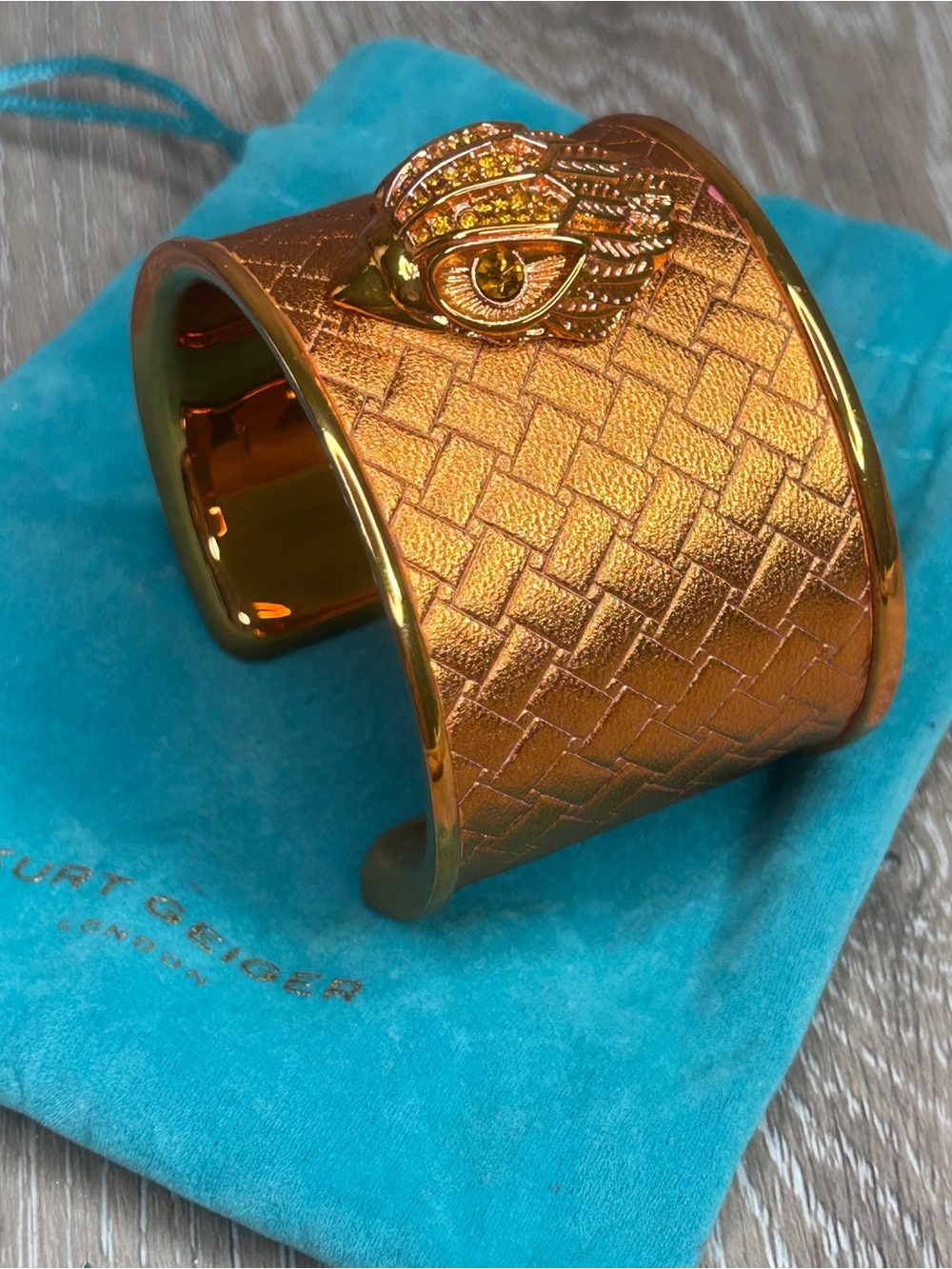 Kurt Geiger EAGLE XL Statement Cuff — Gold Textured Designer Bracelet - Picture 2 of 9